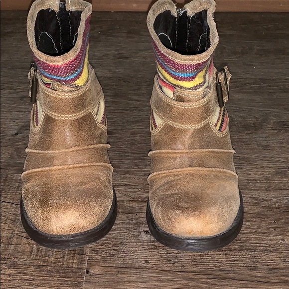 Brown booties - Picture 2 of 4